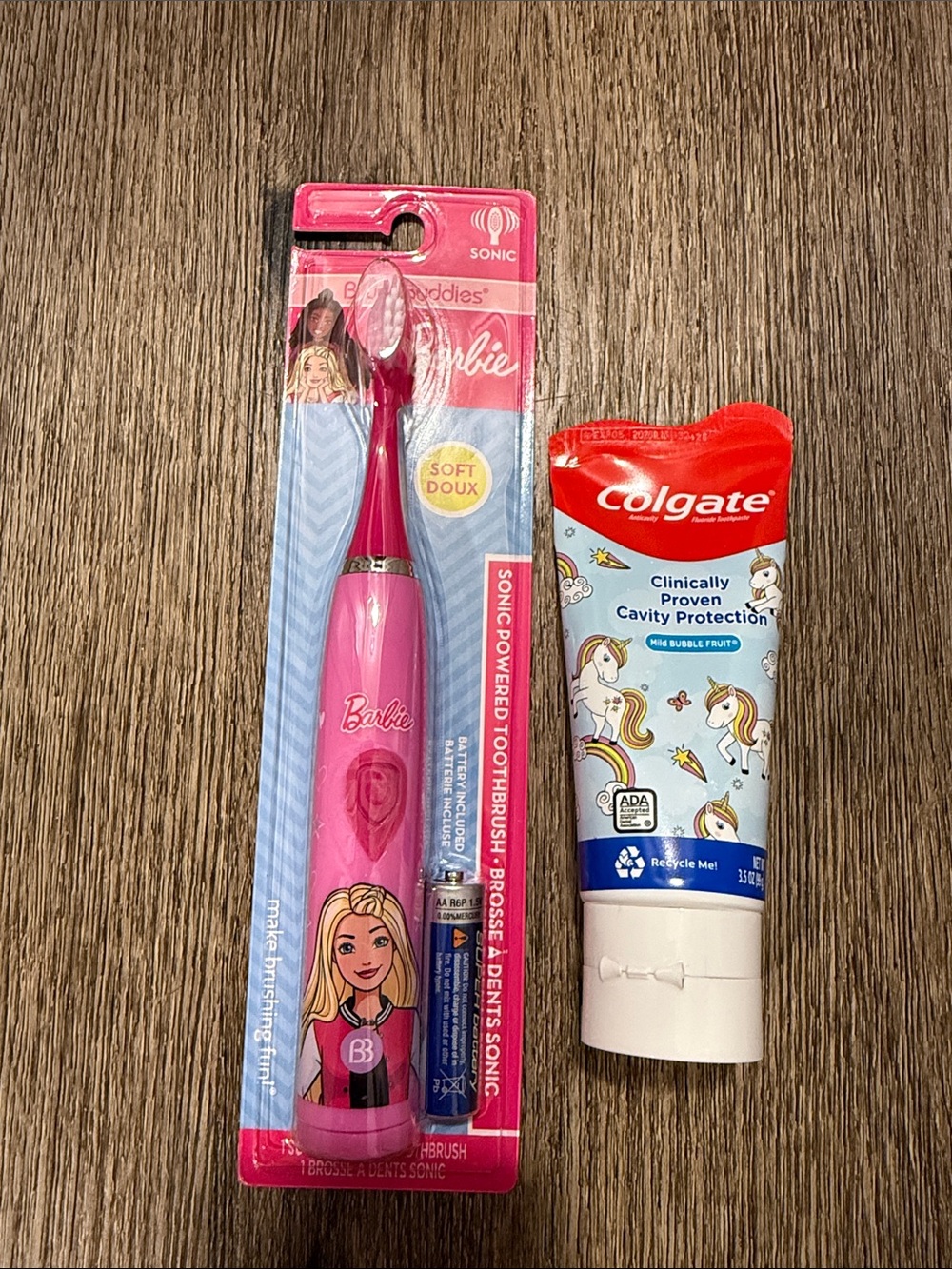 Barbie Pink Sonic-Powered Kids Toothbrush with Pink Accents